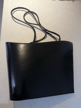 Classic Black Leather Shoulder Bag Tiffany and Fred Paris